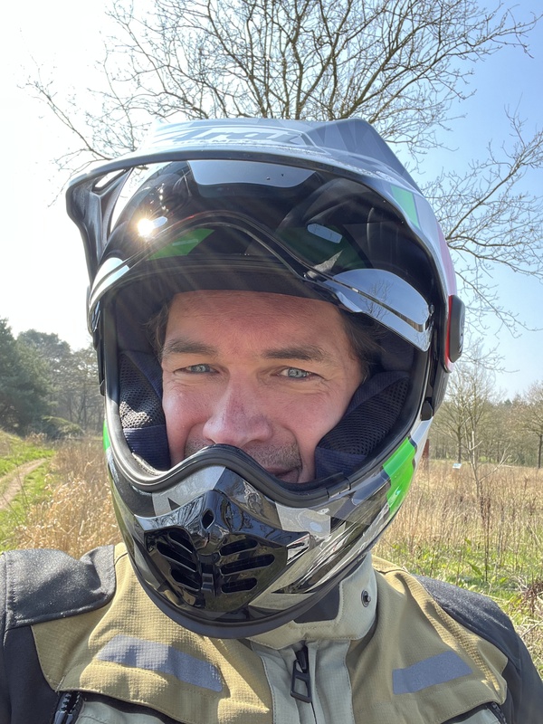 Afbeeldingslocatie: https://tweakers.net/i/MMyPtwi_Gzjgzumnkr8Hd4R7IF4=/x800/filters:strip_icc():strip_exif()/f/image/G8iyR3cpNscOyRzbnI0u7MsY.jpg?f=fotoalbum_large