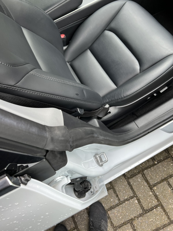 Afbeeldingslocatie: https://tweakers.net/i/MNFlXaSdO2aYL91ThQYS6028_zI=/x800/filters:strip_icc():strip_exif()/f/image/nwMg9vv1ad4DsImYwMeBS5zM.jpg?f=fotoalbum_large