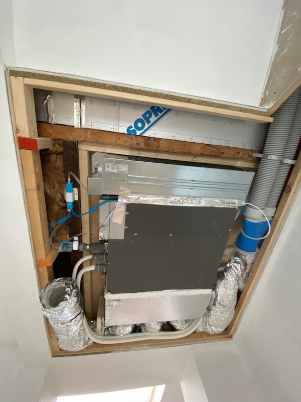 Afbeeldingslocatie: https://tweakers.net/i/MNTmp5NWDFCqanl8oPqULOLJB2k=/x800/filters:strip_icc():strip_exif()/f/image/7QPnHJFHl4wMaXmTWEbtUCNA.jpg?f=fotoalbum_large