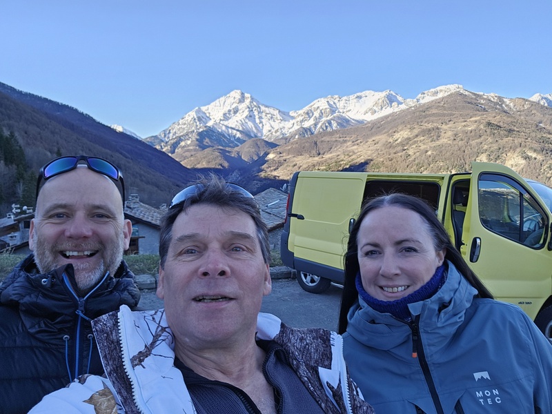 Afbeeldingslocatie: https://tweakers.net/i/MNVuCPMCpO2y1WOHSgyR6hsPPqM=/800x/filters:strip_icc():strip_exif()/f/image/iNpu7nhF0mmAalPKHblwU2qa.jpg?f=fotoalbum_large