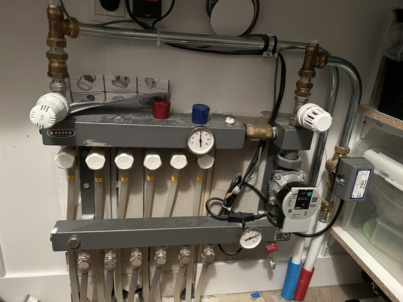 Afbeeldingslocatie: https://tweakers.net/i/MRXr2HK_74pIUCRMA1f-ixkqAso=/800x/filters:strip_icc():strip_exif()/f/image/ZkIILMxT9onXE6oHEFNmw5tC.jpg?f=fotoalbum_large