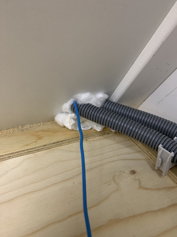 Afbeeldingslocatie: https://tweakers.net/i/MRya-CBCgsRBmgJCtKaxtjhzhAg=/x800/filters:strip_icc():strip_exif()/f/image/UMkAxcMq3y6Z2qW4PE8MaC0J.jpg?f=fotoalbum_large