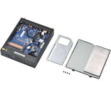 Shuttle XPC slim XPC slim Barebone DS50U7, i7-1355U, 2x LAN (1x 2.5Gbit ,1x 1Gbit), 1xCOM,1xHDMI,1xDP, 1x VGA, ventilatorloos , 24/7 permanent gebruik. Type behuizing: 1,3L maat pc, Type product: Mini PC barebone. BIOS type: UEFI AMI. Ondersteunde geheuge