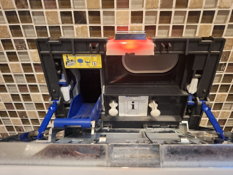 Afbeeldingslocatie: https://tweakers.net/i/MToxdHptWNfHEJH5G-9rr3nXPKg=/800x/filters:strip_icc():strip_exif()/f/image/S9IGClgqQtlTmrKrm7z9dWnu.jpg?f=fotoalbum_large