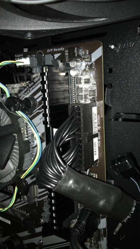 Afbeeldingslocatie: https://tweakers.net/i/MTsh1p0EoNzyM6l4sWz05icz-Ao=/x800/filters:strip_icc():strip_exif()/f/image/Tsws21DzEhd0QfE8vnmCGEf6.jpg?f=fotoalbum_large