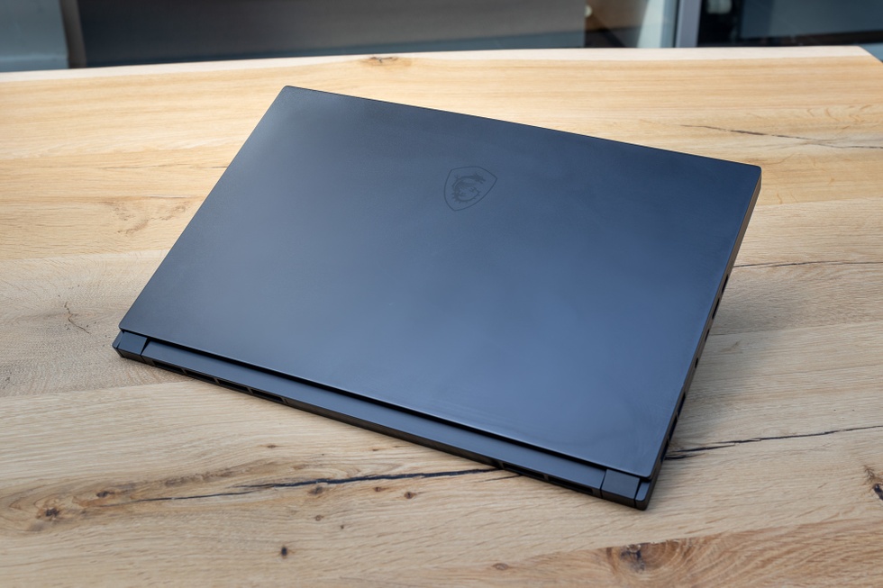 MSI GS66