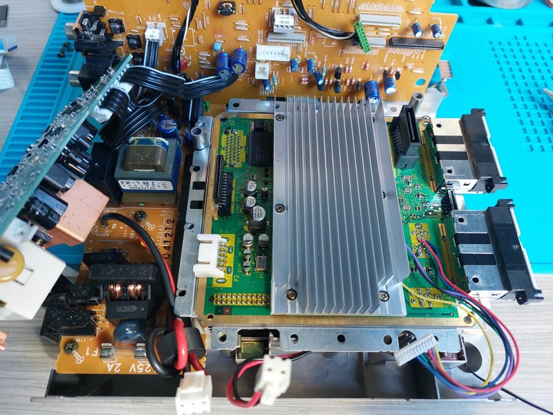 Afbeeldingslocatie: https://tweakers.net/i/MZ2c-wqRmND9oPsVnNHj76RKqxY=/800x/filters:strip_icc():strip_exif()/f/image/pZC9u7TVCTHSwJJkJDUmvaoV.jpg?f=fotoalbum_large