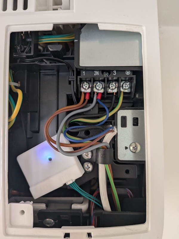 Afbeeldingslocatie: https://tweakers.net/i/M_h7mXELwBubuQChPEfvfbFkc0I=/x800/filters:strip_icc():strip_exif()/f/image/TLNKc3MHQsmHM2NQQJXhjVAV.jpg?f=fotoalbum_large