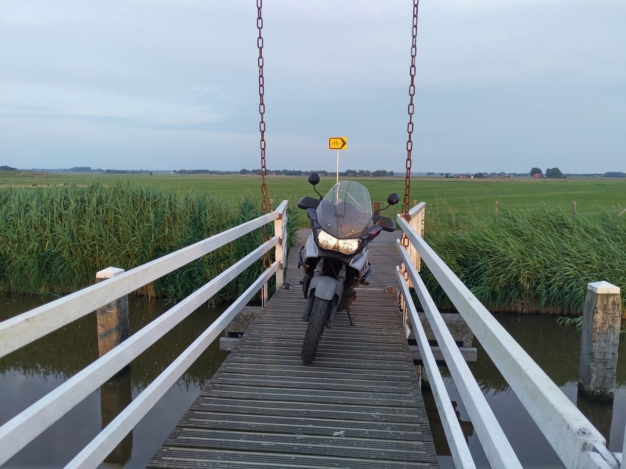 Afbeeldingslocatie: https://tweakers.net/i/M_qZKQEZB2WwmA13f77v8TAaelw=/full-fit-in/4920x3264/filters:max_bytes(3145728):no_upscale():strip_icc():fill(white):strip_exif()/f/image/hOIsCygrcE9xquYZUnXTxt0V.jpg?f=user_large