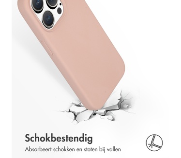 Accezz Liquid Silicone Backcover met MagSafe iPhone 15 Pro - Roze