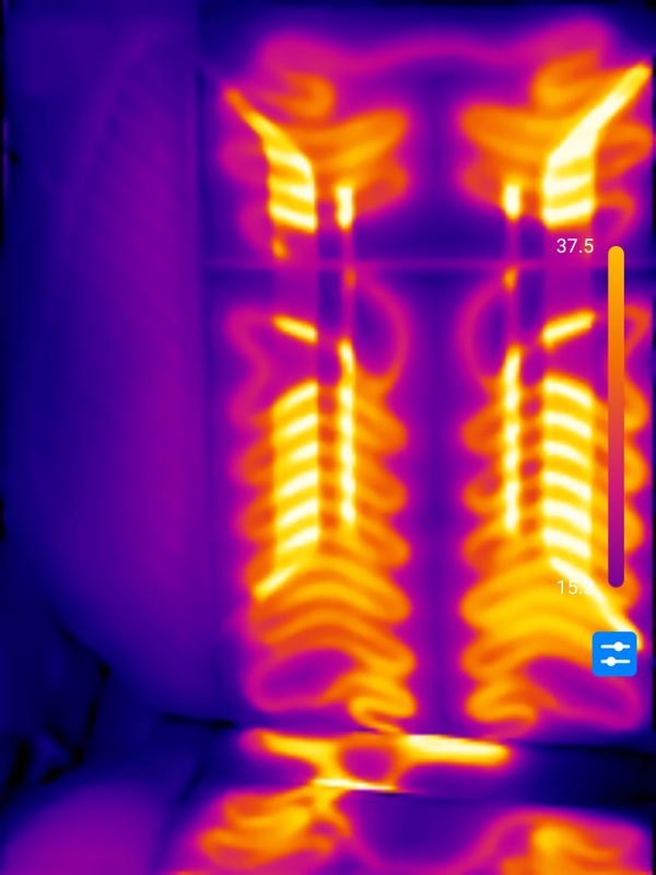 Afbeeldingslocatie: https://tweakers.net/i/McJAaK7hVNjCdua2dxOU-xTQgTQ=/x800/filters:strip_icc():strip_exif()/f/image/p6LvzwOw5IVeWdyiujVIS4Xa.jpg?f=fotoalbum_large