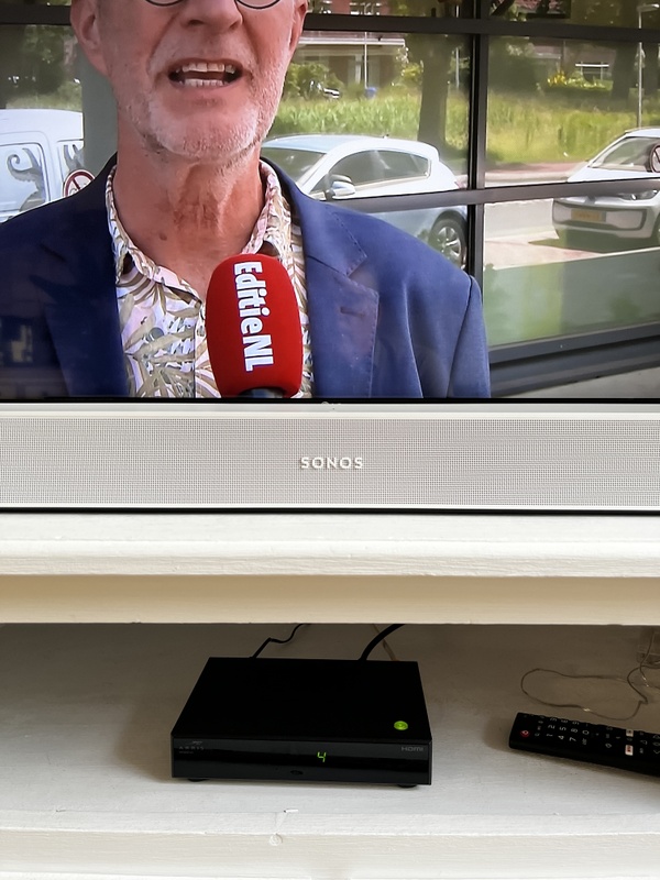 Afbeeldingslocatie: https://tweakers.net/i/MfY1FXNZkYp-R9WO3RMKXNWdHu4=/x800/filters:strip_icc():strip_exif()/f/image/41WwMpUUXDneemjQbtptDlt6.jpg?f=fotoalbum_large