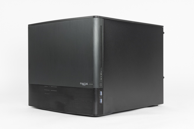Fractal Design Node 804