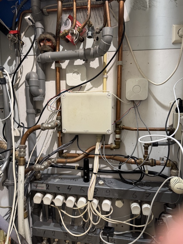Afbeeldingslocatie: https://tweakers.net/i/MkEgDzI_qy96CVT1gfJhOUKXo9s=/x800/filters:strip_icc():strip_exif()/f/image/fHtijNcZCfWPVw1Cg3nGqjLa.jpg?f=fotoalbum_large