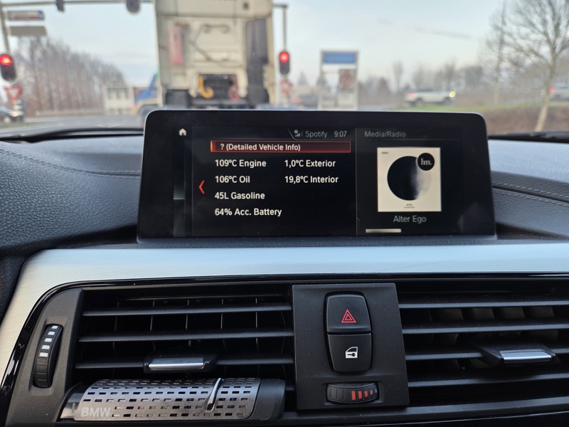 Afbeeldingslocatie: https://tweakers.net/i/MlMJXrthFWjS_uadDXco1VDX0Ag=/800x/filters:strip_icc():strip_exif()/f/image/djeOCcCabEQUBs0NBf1DtiI8.jpg?f=fotoalbum_large