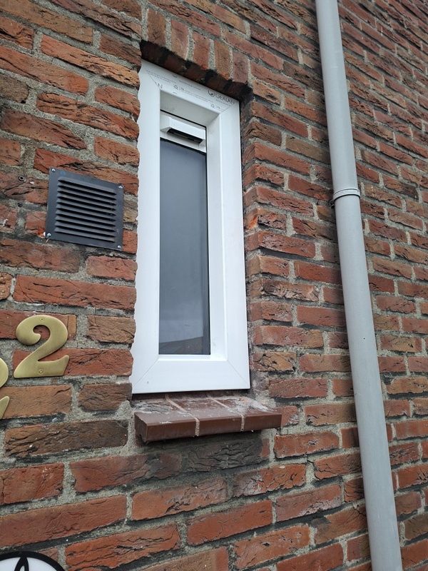 Afbeeldingslocatie: https://tweakers.net/i/Mn7Ig0Pa0C-IihGKLP0FHtThCCs=/x800/filters:strip_icc():strip_exif()/f/image/Ei8jhOU7qTSnXVxIjBr2VSli.jpg?f=fotoalbum_large