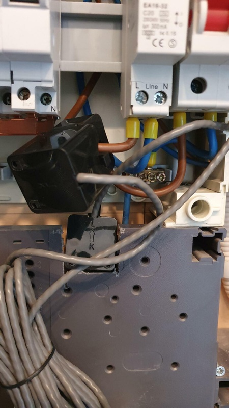 Afbeeldingslocatie: https://tweakers.net/i/MpUEMHEKJt5Kj4tFYBfVwYcqjQ8=/x800/filters:strip_icc():strip_exif()/f/image/kSe2pyjeUrJavvPal9QeogA7.jpg?f=fotoalbum_large
