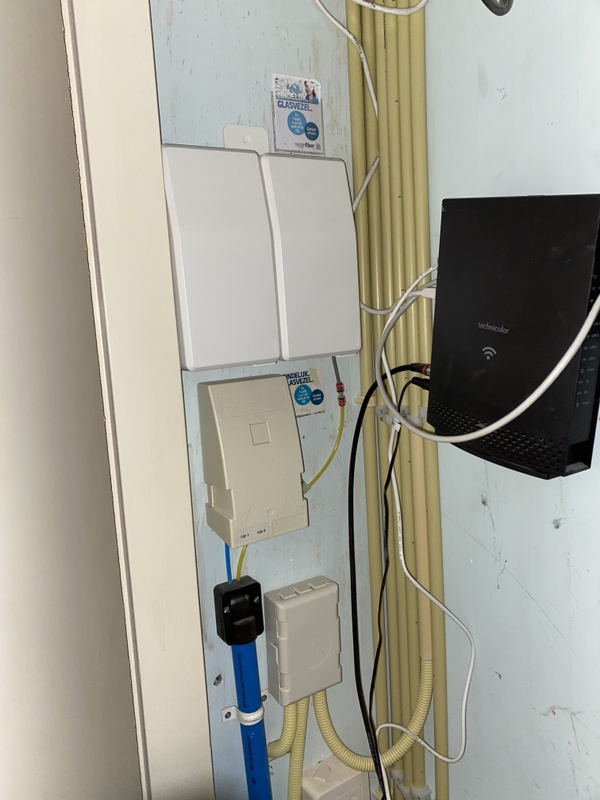 Afbeeldingslocatie: https://tweakers.net/i/Mu8EPoPpTD0mHS6AkDjpKEFCIv8=/x800/filters:strip_icc():strip_exif()/f/image/dUC4H3wFWlzyUEN3Yi0LfIHS.jpg?f=fotoalbum_large