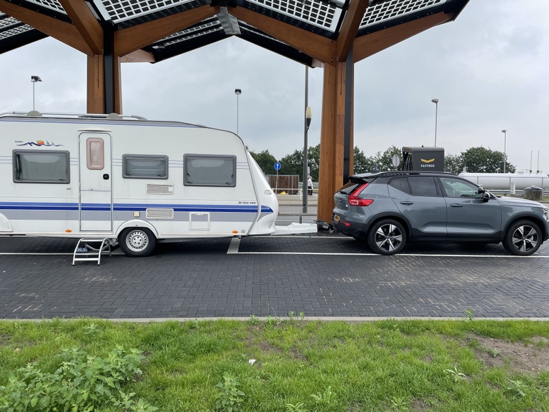 Afbeeldingslocatie: https://tweakers.net/i/MuOkT7Rm2kmvWgtH8WE6kK0t6w4=/800x/filters:strip_icc():strip_exif()/f/image/nsfLNPAx30vHTrJJFhIp4L4j.jpg?f=fotoalbum_large