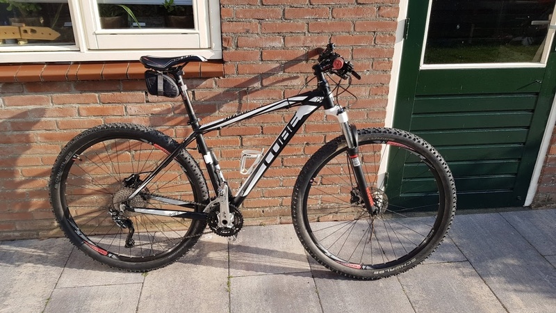 Afbeeldingslocatie: https://tweakers.net/i/MwNLvd9-or1XHN49SUZuN3AYeVE=/800x/filters:strip_icc():strip_exif()/f/image/4yP7EE8SLe3qE16VhRIIbs0s.jpg?f=fotoalbum_large