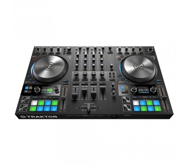 Native Instruments Traktor Kontrol S4 MK3