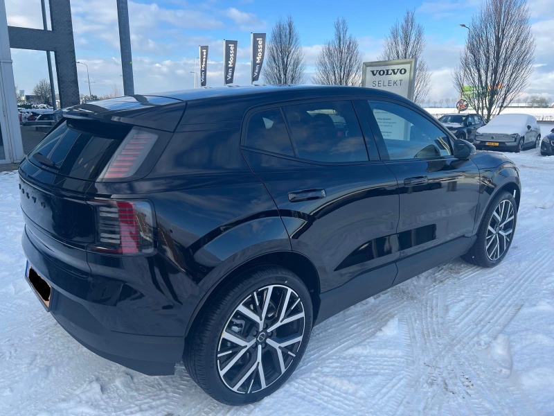 Afbeeldingslocatie: https://tweakers.net/i/Mzg83RW7bd2TIV75J7yEboWaQpQ=/800x/filters:strip_icc():strip_exif()/f/image/mOWVsbI5QIWTLsII3OubT5UP.jpg?f=fotoalbum_large