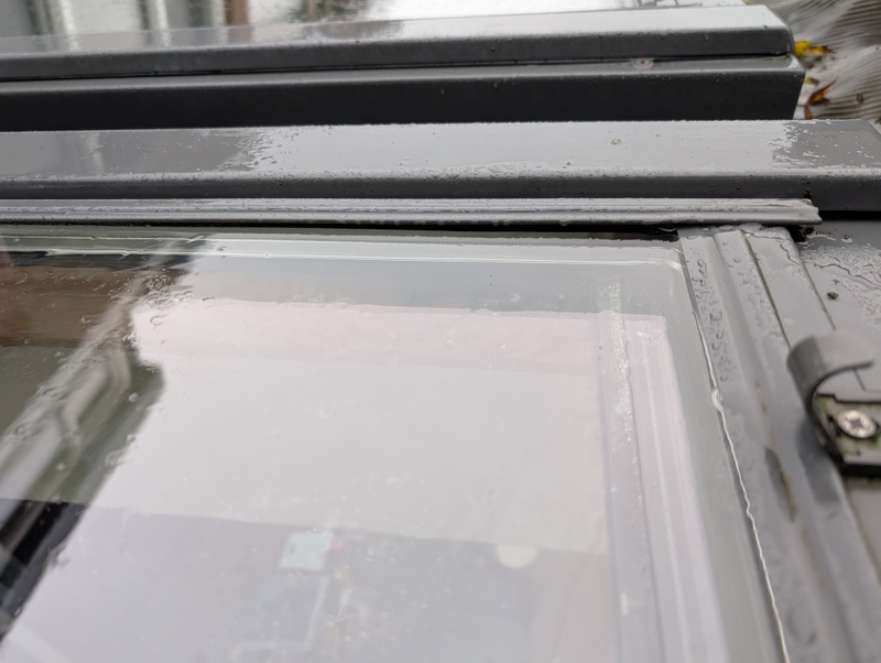 Afbeeldingslocatie: https://tweakers.net/i/N-FwCrwqTMZqqnt-9c-QWLp85no=/800x/filters:strip_icc():strip_exif()/f/image/P8U6tTzeEaiyG1n213Xlr24z.jpg?f=fotoalbum_large