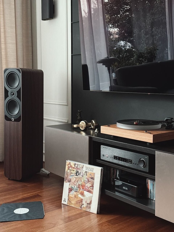 Afbeeldingslocatie: https://tweakers.net/i/N46wIChRlTuKEL0Ab8Hi-SRwNZI=/x800/filters:strip_icc():strip_exif()/f/image/MyUGohvFK02IyIS5hu5jxehn.jpg?f=fotoalbum_large