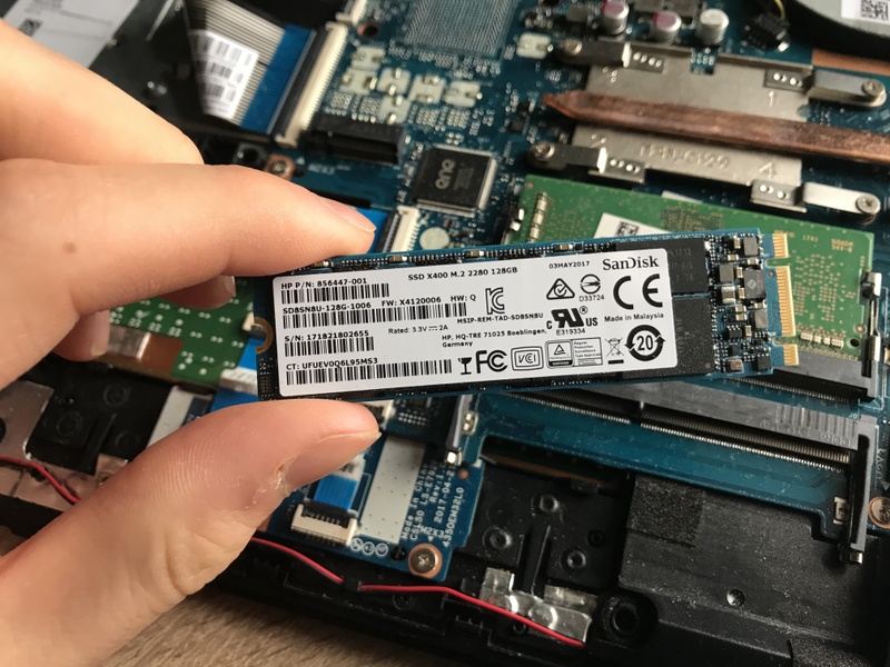 Afbeeldingslocatie: https://tweakers.net/i/N7Q79zCAD4NY1I3Rgjr4WGYoJZU=/800x/filters:strip_icc():strip_exif()/f/image/7JzwKBktu4vIE1zR0fiP23a4.jpg?f=fotoalbum_large
