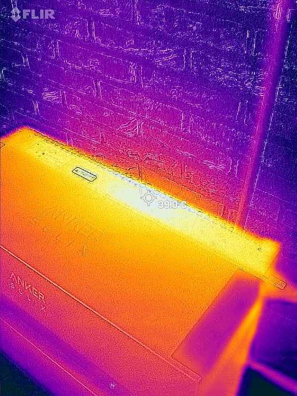Afbeeldingslocatie: https://tweakers.net/i/N9-4jL30vUnBizlp634CsuxEDDk=/x800/filters:strip_icc():strip_exif()/f/image/G6navdOTTRSHfd6t9IPPffVn.jpg?f=fotoalbum_large