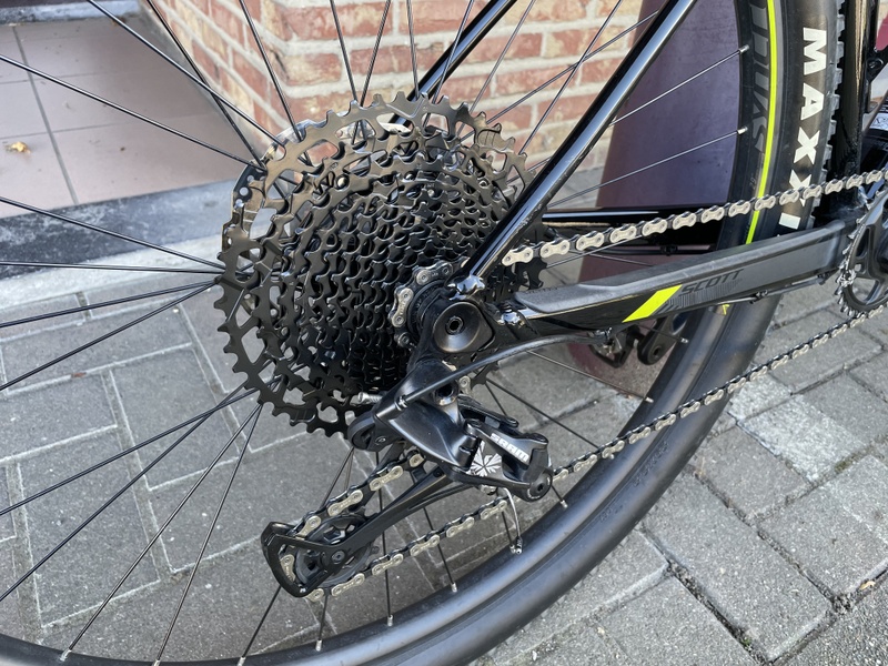 Afbeeldingslocatie: https://tweakers.net/i/NAe75xbPdXMbGOyyGdoZvJ_Ag-8=/800x/filters:strip_icc():strip_exif()/f/image/jYBiBrGqDQ0UPtROORFzszhH.jpg?f=fotoalbum_large