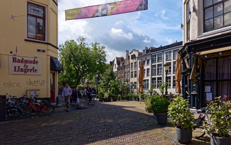 Afbeeldingslocatie: https://tweakers.net/i/NGGEB3egnp9GffqH8FxgqA3uIPY=/800x/filters:strip_icc():strip_exif()/f/image/OeaMKwka6blBV9RsBxtfuxef.jpg?f=fotoalbum_large