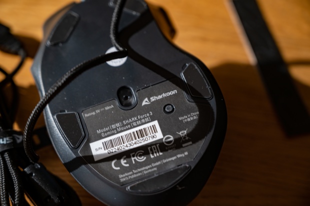 Afbeeldingslocatie: https://tweakers.net/i/NPLUDWvyS0vaT1HLJX92QOlRI84=/620x/filters:strip_icc():strip_exif()/m/674583/1VeB65sgmhGz0i8wBoHhEF5Qfxs4L1Gv66ZF4k6vCe2x3N6sQ5.jpeg?f=620xauto