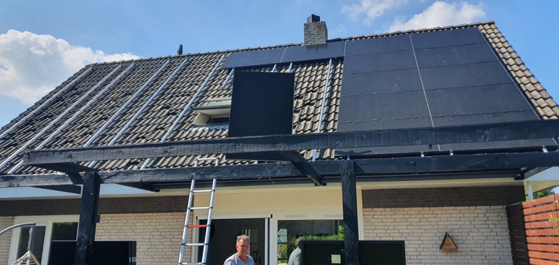 Afbeeldingslocatie: https://tweakers.net/i/NRXO3ziHMEWQ8BnrpumfQcrMyw8=/800x/filters:strip_icc():strip_exif()/f/image/RfPK4pH7bdrsNnB0m69VuS5S.jpg?f=fotoalbum_large