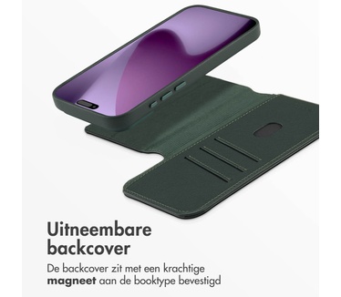 Accezz Leather Bookcase 2-in-1 met MagSafe