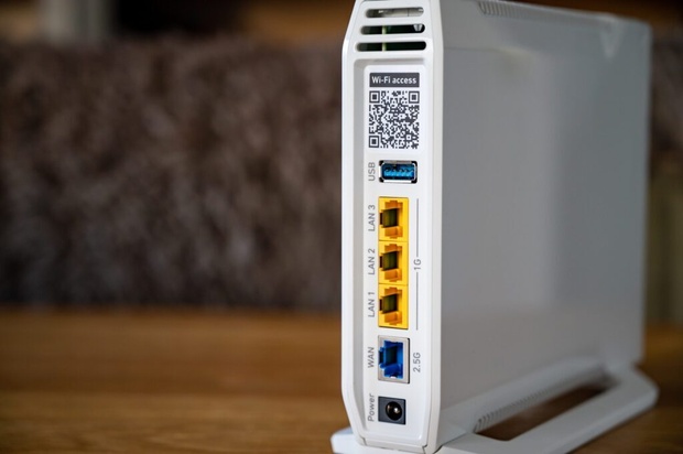 Afbeeldingslocatie: https://tweakers.net/i/NSMchqr8epcYCSfoIYrUg-mgRlY=/620x/filters:strip_icc():strip_exif()/m/674583/1TX2GWvrTj9DqpAXo44BEdH5WrXNosIbT411QmmOlTDHC4uSao.jpeg?f=620xauto