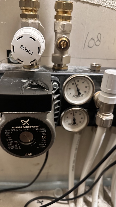 Afbeeldingslocatie: https://tweakers.net/i/NSh5LhlC0FcTUa08M5AgnDxxCHI=/x800/filters:strip_icc():strip_exif()/f/image/zGaS4yJJOh3dnje26RrLoPeA.jpg?f=fotoalbum_large