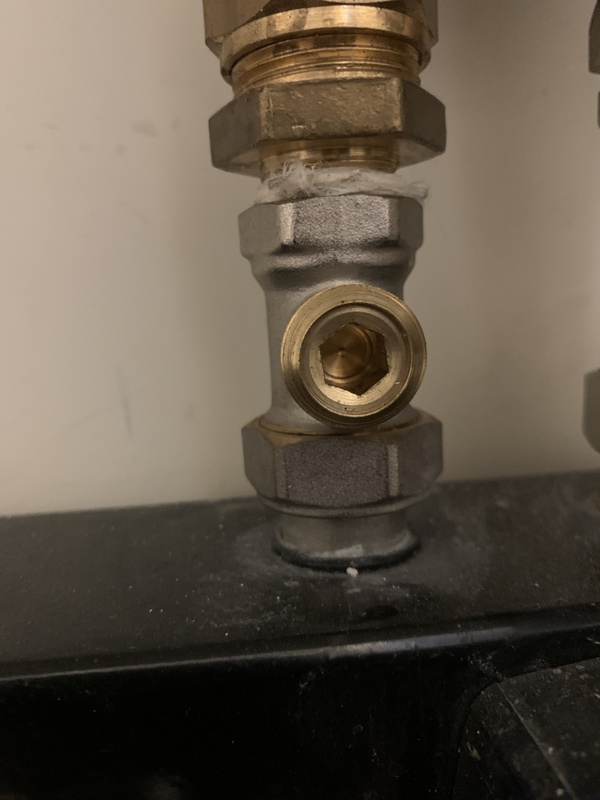 Afbeeldingslocatie: https://tweakers.net/i/NUObgbYB53N-IcNyufh-mk5RWUc=/x800/filters:strip_icc():strip_exif()/f/image/rqImFy2foPgLR7LHFLZdfeJN.jpg?f=fotoalbum_large