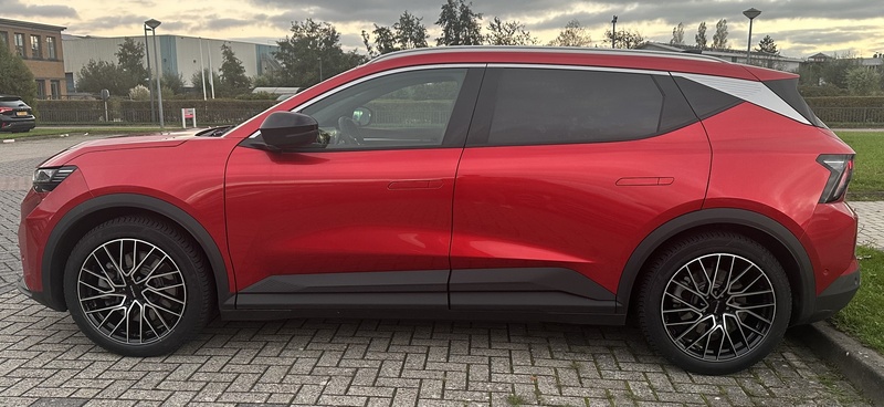 Afbeeldingslocatie: https://tweakers.net/i/NX4_kMS6hNrhplrTdq1uUxRL5QA=/800x/filters:strip_icc():strip_exif()/f/image/KjY5S8u6x2KNRvVrUa0W9eus.jpg?f=fotoalbum_large