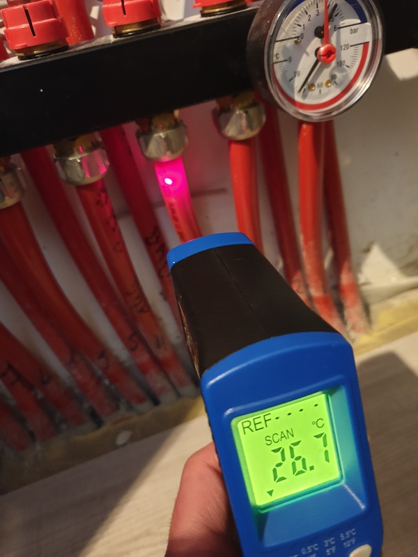 Afbeeldingslocatie: https://tweakers.net/i/Nas-8yzh4lSt4B3skTd22jUwPn0=/x800/filters:strip_icc():strip_exif()/f/image/6pFttctn0N3B8bzZoybXvpcp.jpg?f=fotoalbum_large