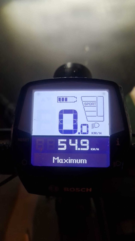 Afbeeldingslocatie: https://tweakers.net/i/NbLbGR4zEJP64vxM-ZOJJr-mdOs=/x800/filters:strip_icc():strip_exif()/f/image/0TKboyfXErDZF6W6AVVSOlqC.jpg?f=fotoalbum_large