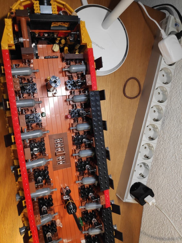 Afbeeldingslocatie: https://tweakers.net/i/NdhRr8yd7J0vrGMpXsmu0pFEvBg=/x800/filters:strip_icc():strip_exif()/f/image/F37Adtx87NTSoRpeFRkOPReQ.jpg?f=fotoalbum_large