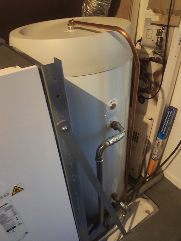 Afbeeldingslocatie: https://tweakers.net/i/NeaiYJ7IECXVx838gxOtE9teRmg=/x800/filters:strip_icc():strip_exif()/f/image/al9AcB1lkFr2c2VB0zGovV6z.jpg?f=fotoalbum_large