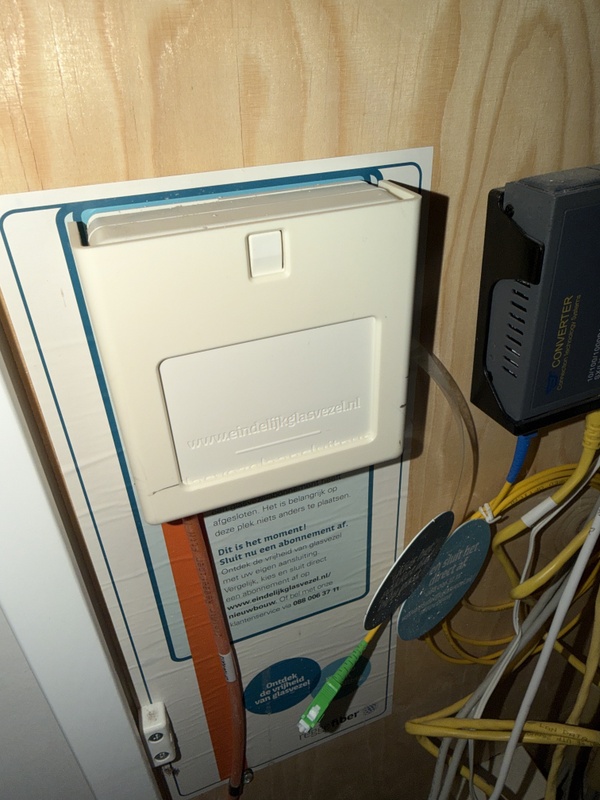 Afbeeldingslocatie: https://tweakers.net/i/NgTUIWKO7Vbp2rDk4n8P4I-AIxA=/x800/filters:strip_icc():strip_exif()/f/image/YrLXCNQNVjE2wvU9wSJdvOia.jpg?f=fotoalbum_large