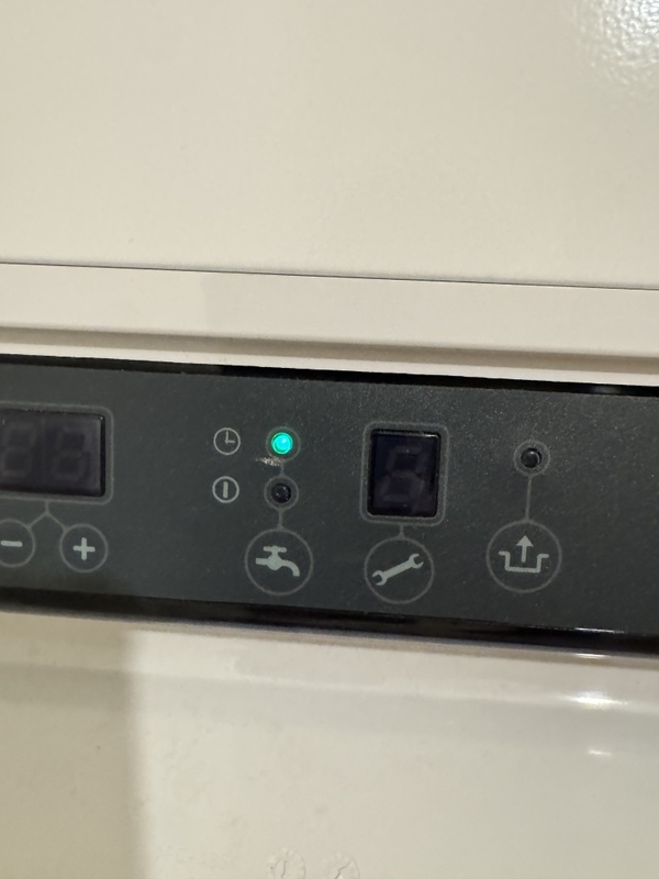 Afbeeldingslocatie: https://tweakers.net/i/Nhjp14vopm9GfO9xv78wtHesiCs=/x800/filters:strip_icc():strip_exif()/f/image/TTbjPCbGGDmLzDXDeUIzvWsZ.jpg?f=fotoalbum_large