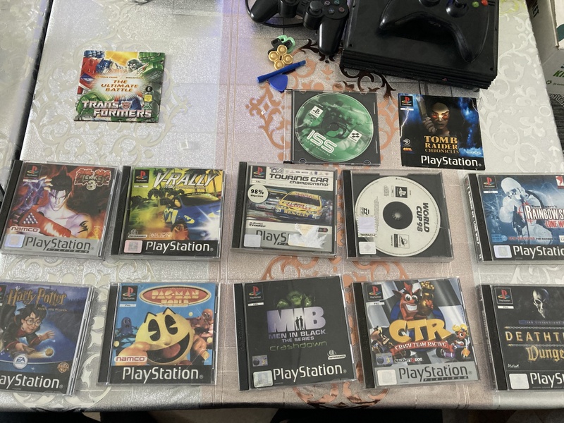 Afbeeldingslocatie: https://tweakers.net/i/Nruc8_8_B8-7kibjNnL7OrTssQQ=/800x/filters:strip_icc():strip_exif()/f/image/pGRSkdYQiFSRIW71TnzPMiSn.jpg?f=fotoalbum_large