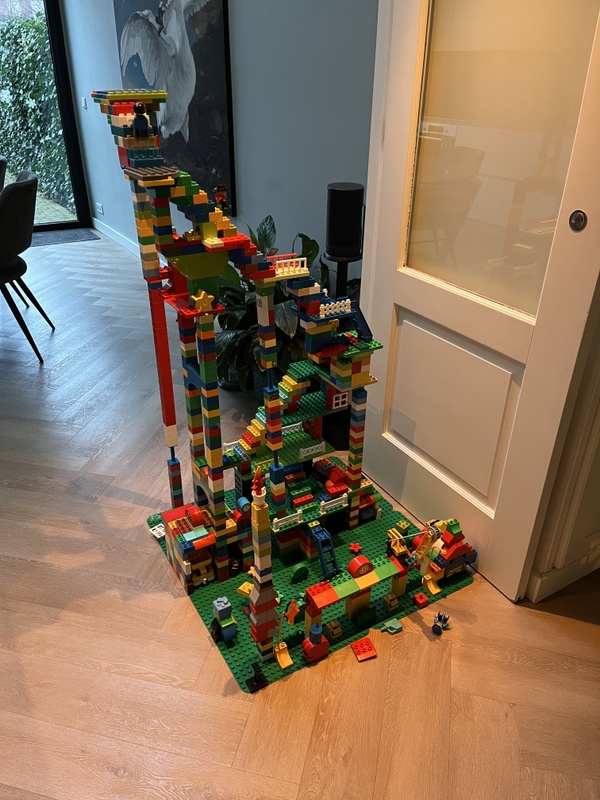 Afbeeldingslocatie: https://tweakers.net/i/Ns6AZl-CFr8ePYPYaVpwgWAX3GU=/x800/filters:strip_icc():strip_exif()/f/image/THpMtQxK3k1MeF8yDOOvlgCJ.jpg?f=fotoalbum_large