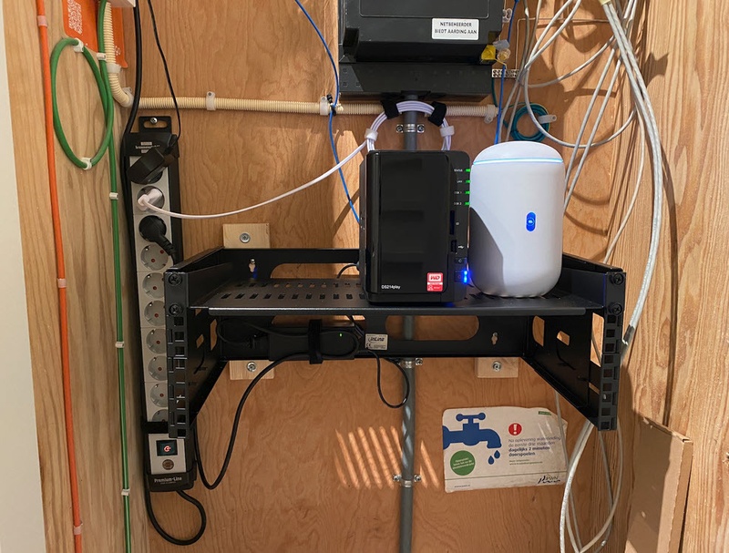 Afbeeldingslocatie: https://tweakers.net/i/Ns7X11orIdRFjPSsUHe6u9tFJLY=/800x/filters:strip_icc():strip_exif()/f/image/9yDbM4UyxVFhLaSxosyjBtcT.jpg?f=fotoalbum_large