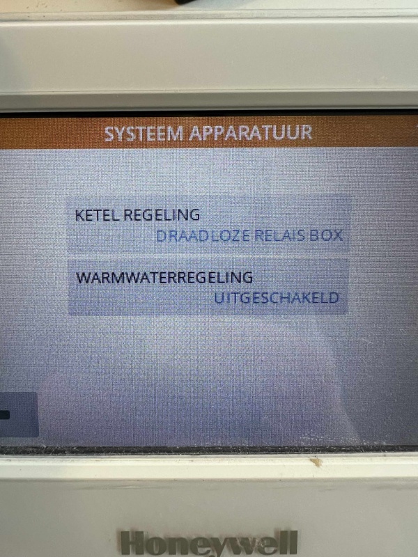 Afbeeldingslocatie: https://tweakers.net/i/Ntd7I6c_bM0LOtQK3ydUHtko0Fs=/x800/filters:strip_icc():strip_exif()/f/image/hyoBIWsPMZ9kW5oUMpmxLbGL.jpg?f=fotoalbum_large