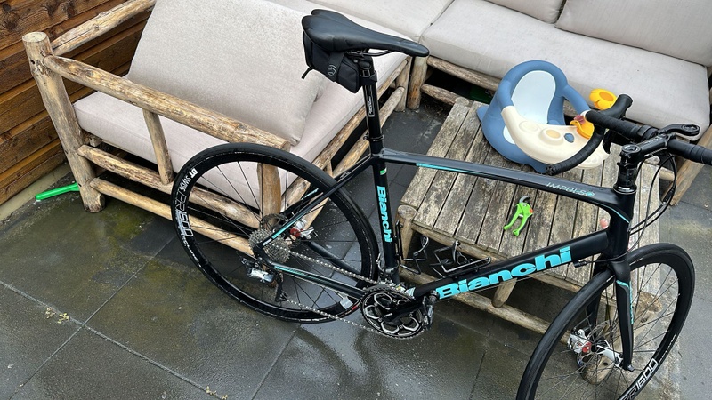 Afbeeldingslocatie: https://tweakers.net/i/Nwy7GvXlnaF2iGCvuAXNthZjMWg=/800x/filters:strip_icc():strip_exif()/f/image/1HTl29Ca8gYzlJKfkd5TyTPx.jpg?f=fotoalbum_large